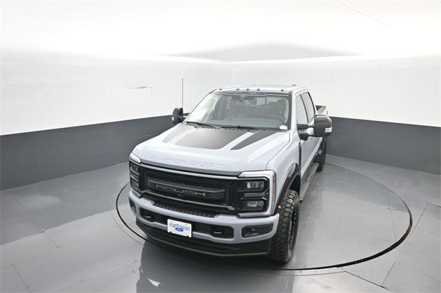 New 2026 Ford F250 Lariat w/ Black Appearance Package image 20