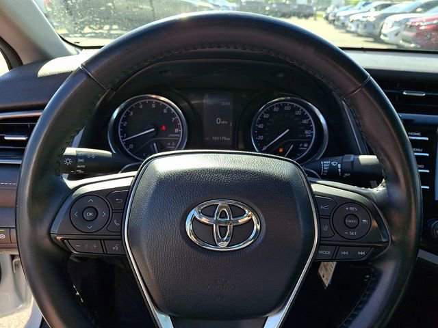 Used 2019 Toyota Camry SE w/ Carpet Mat Package FWD image 18