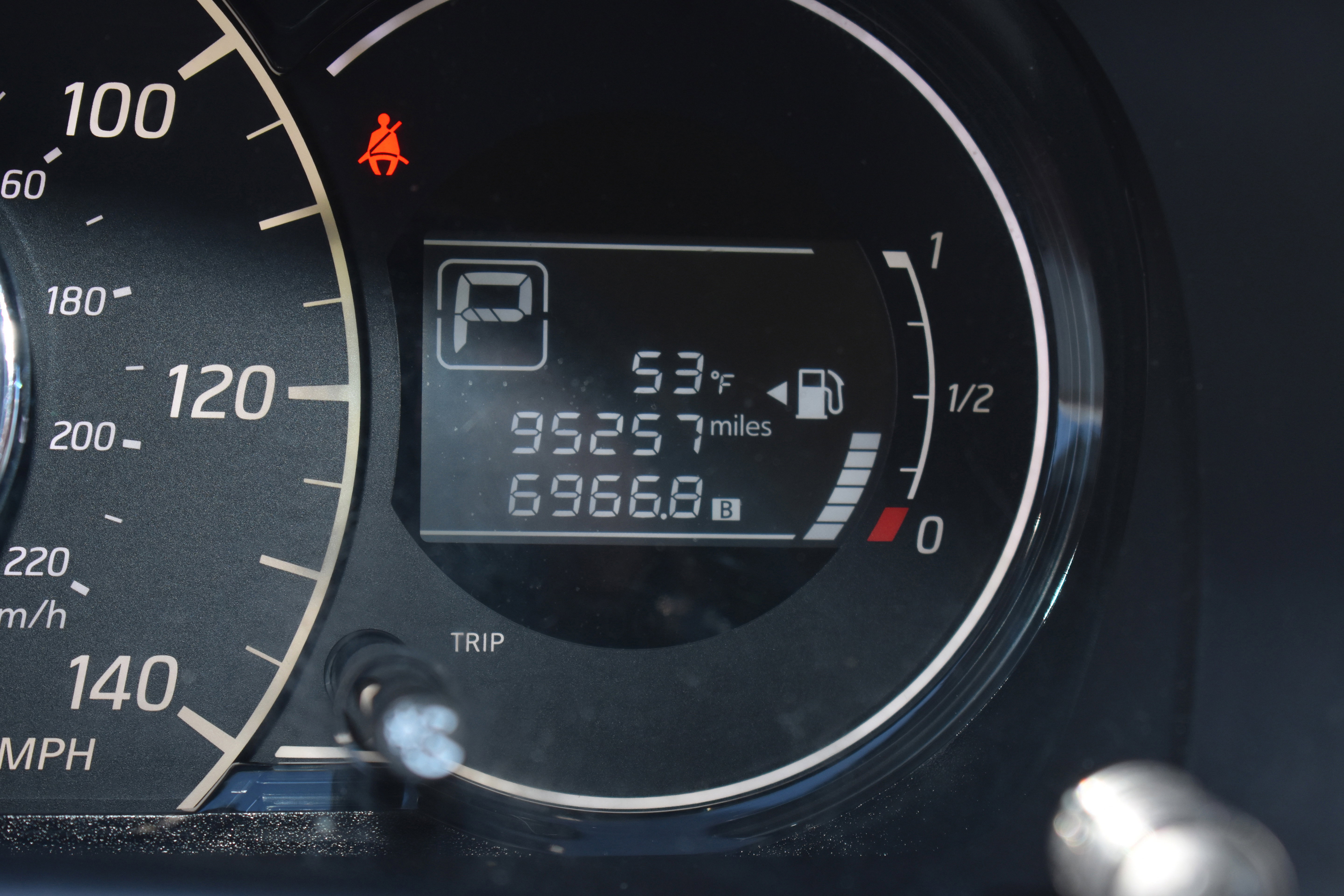 Used 2015 Nissan Versa Note SV image 31