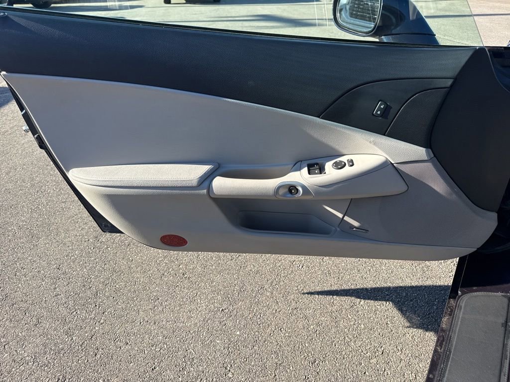 Used 2013 Chevrolet Corvette Grand Sport w/ 2LT Preferred Equipment Group image 19