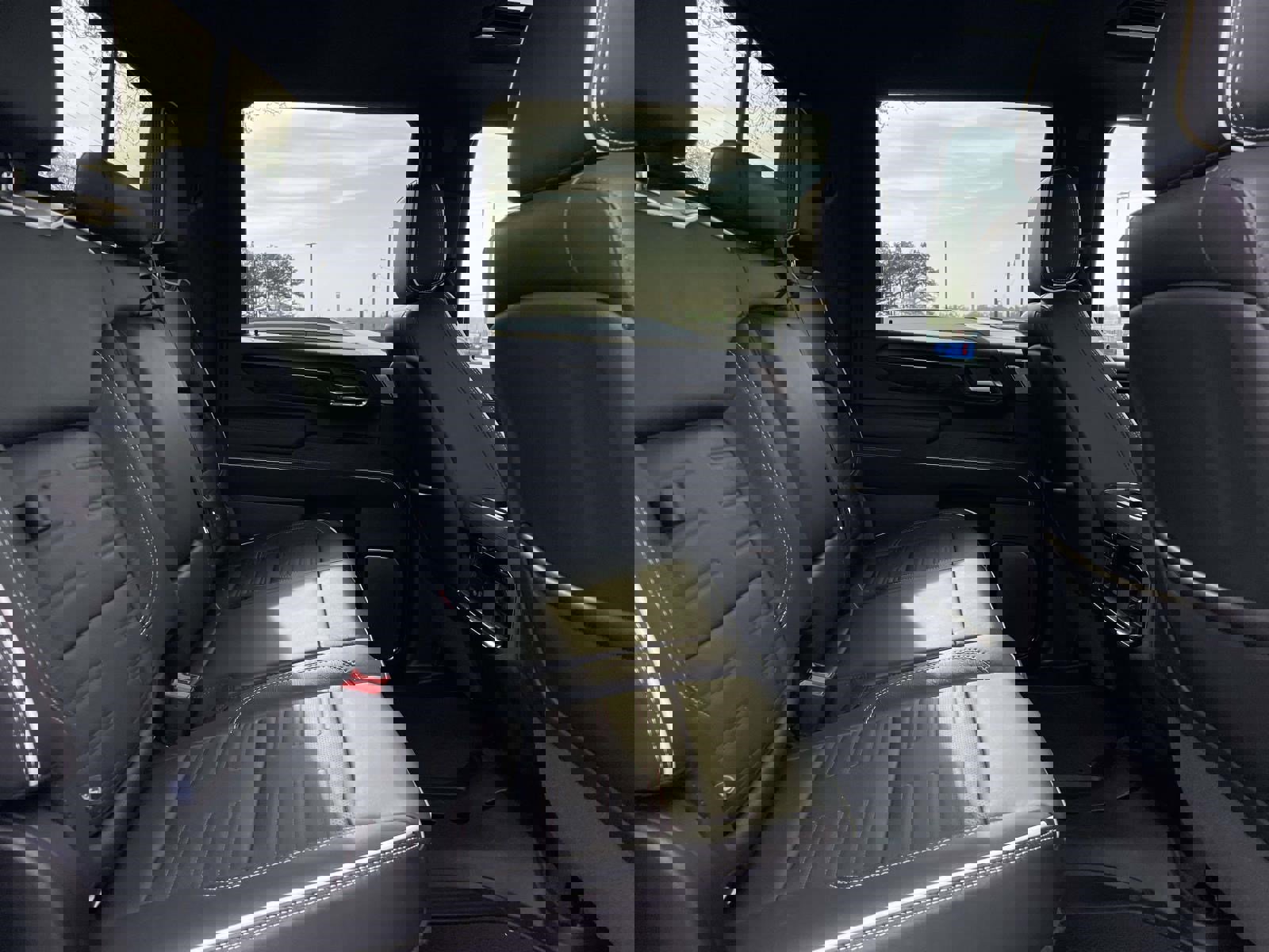 Used 2025 GMC Sierra 2500 AT4X image 13