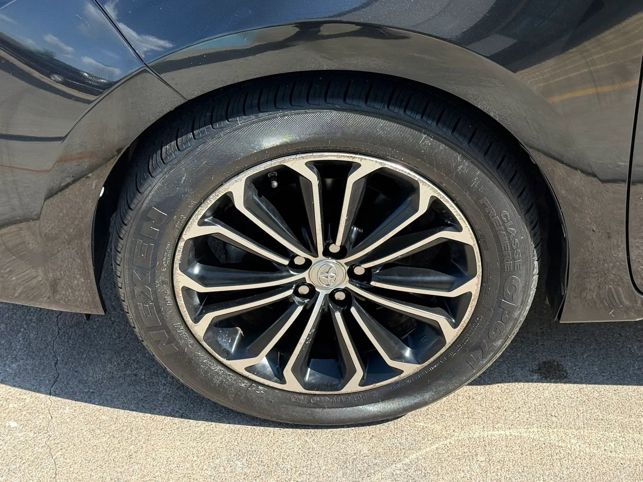 Used 2015 Toyota Corolla S FWD image 42