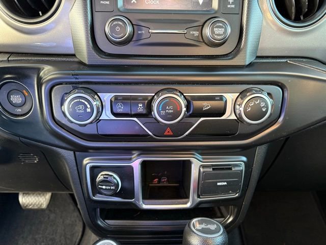 Used 2021 Jeep Wrangler Unlimited Sport image 18