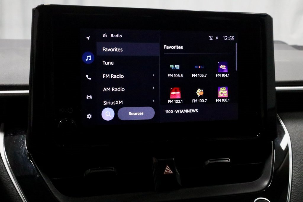 Used 2024 Toyota Corolla LE image 3