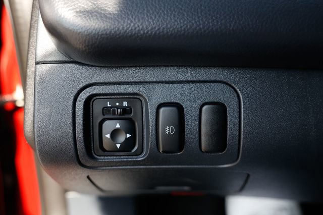 Used 2009 Mitsubishi Eclipse GS image 43