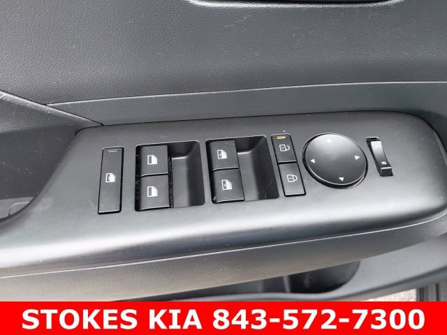 Used 2024 Hyundai Kona SEL w/ Convenience Package image 20