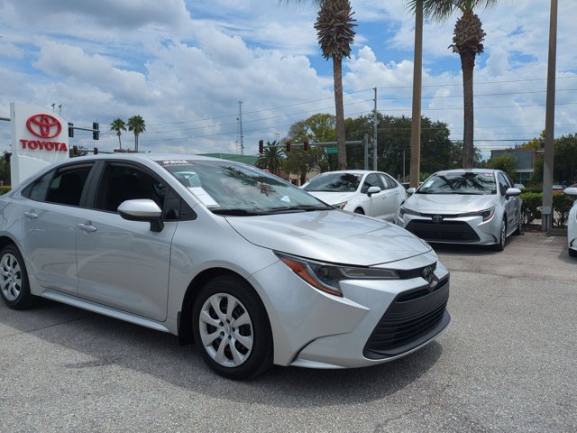 Certified 2024 Toyota Corolla LE FWD image 3