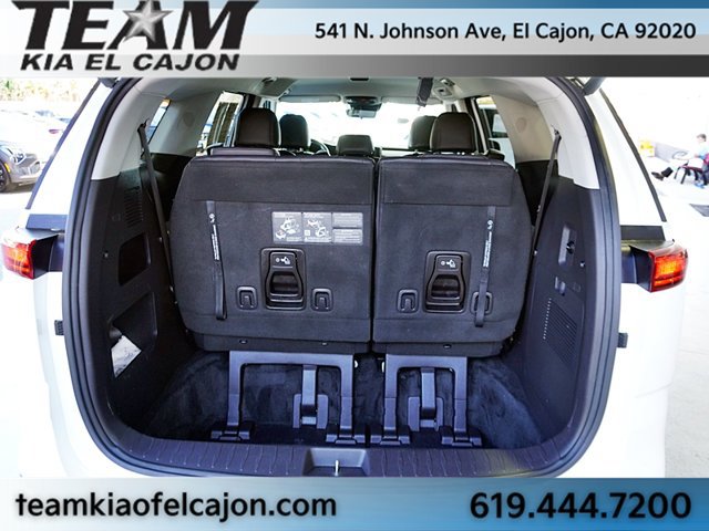 Certified 2024 Kia Carnival EX FWD image 14