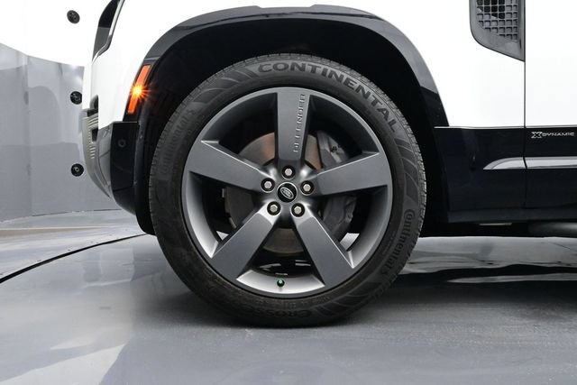 Used 2021 Land Rover Defender 110 X-Dynamic HSE AWD/4WD image 6