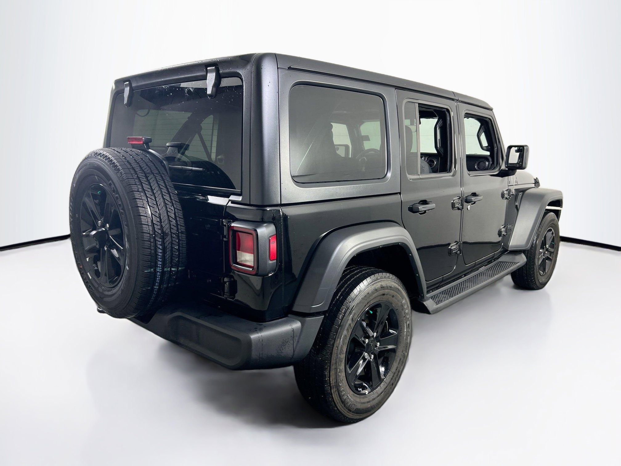 Used 2023 Jeep Wrangler Unlimited Sport image 5