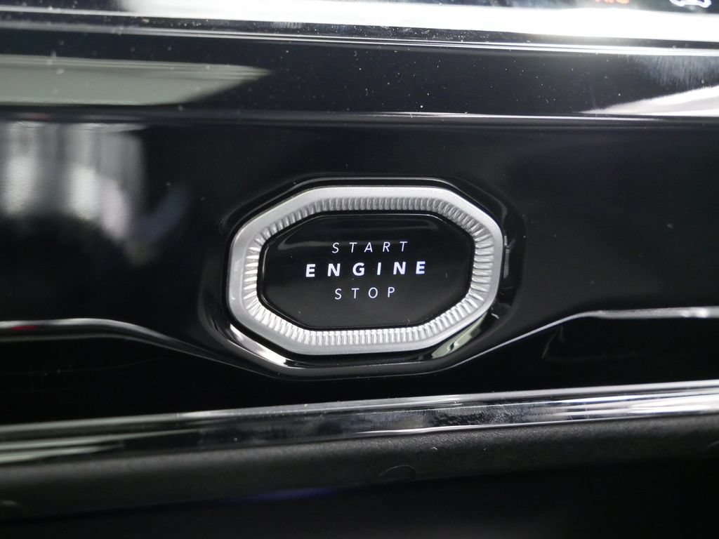 New 2027 Jeep Grand Cherokee Limited AWD/4WD image 29