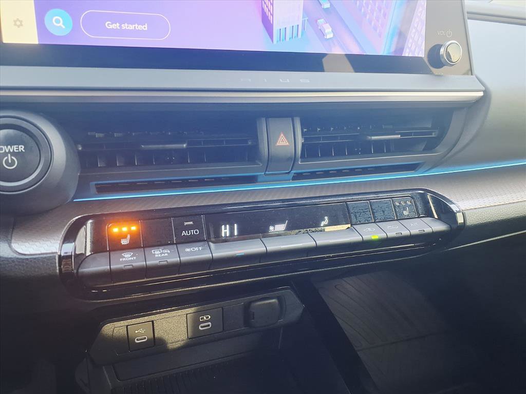 Used 2023 Toyota Prius AWD image 24