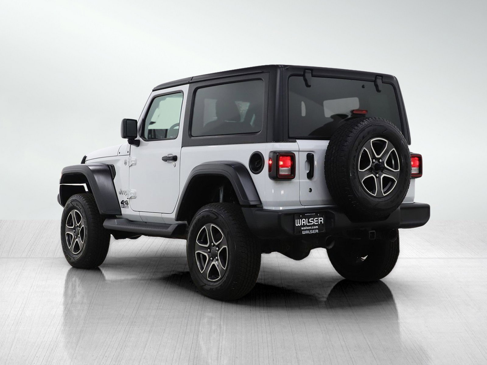 Used 2020 Jeep Wrangler Sport image 3