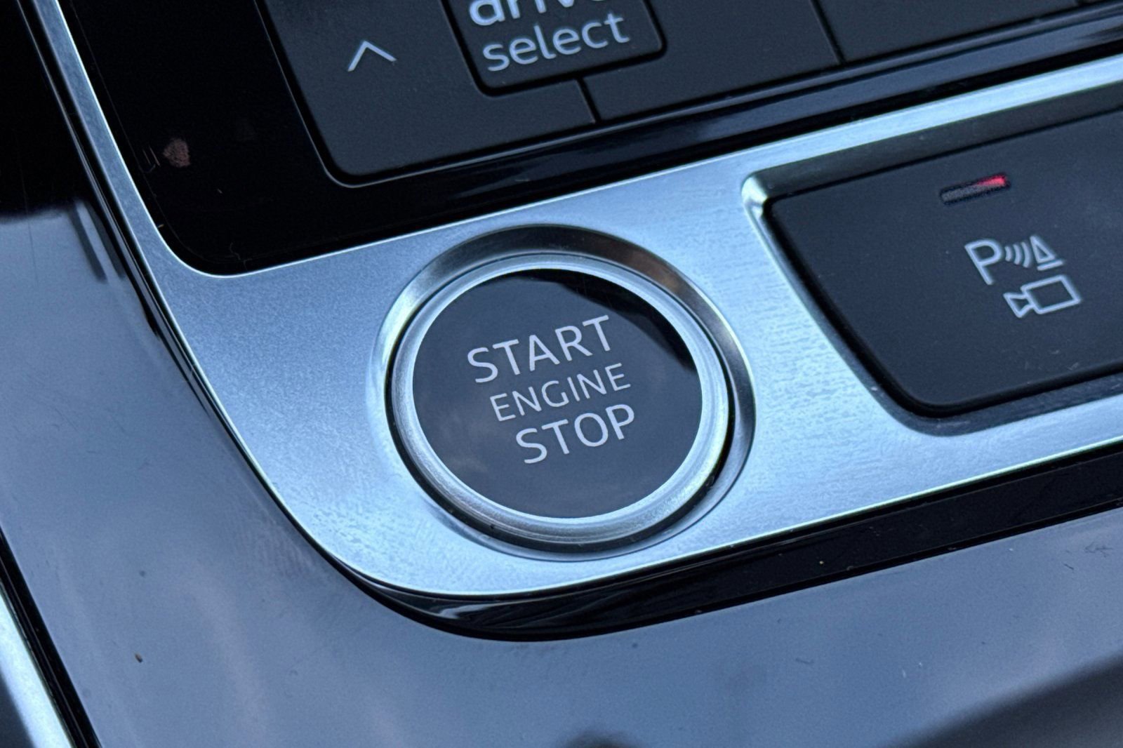 Used 2025 Audi Q7 3.0T Premium w/ Convenience Package image 21