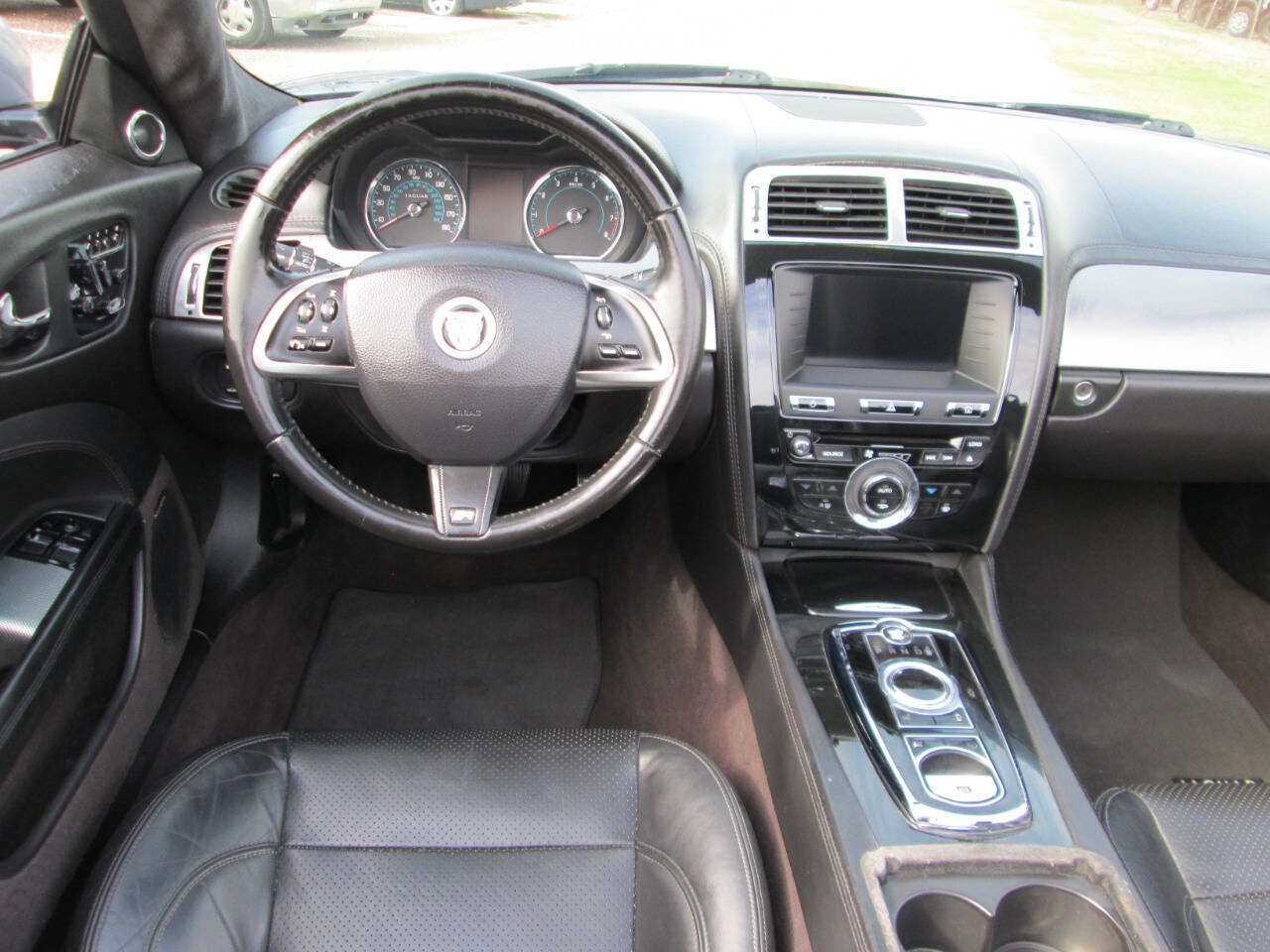 Used 2014 Jaguar XKR R image 3