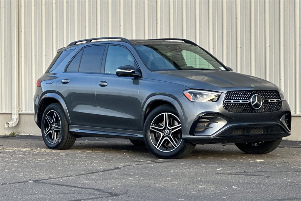 Used 2024 Mercedes-Benz GLE 450e 4MATIC image 2