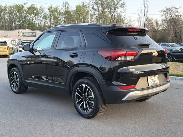 Used 2024 Chevrolet TrailBlazer LT FWD image 5