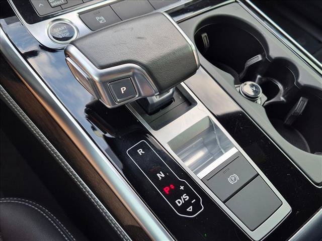 Used 2024 Audi Q8 Premium Plus w/ Premium Plus Package AWD/4WD image 12