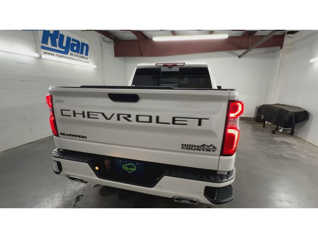 Certified 2024 Chevrolet Silverado 1500 High Country w/ Technology Package image 8