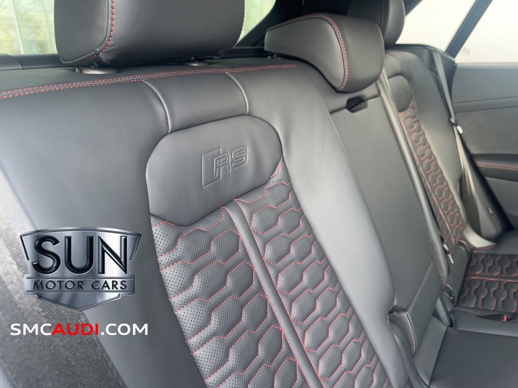 Used 2024 Audi RS Q8 w/ Black Optic Package image 30