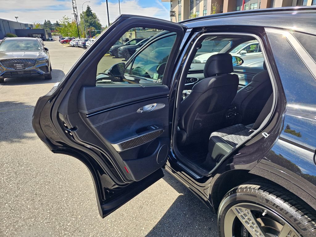 Certified 2025 Genesis GV70 3.5T Sport w/ Sport Prestige Package AWD/4WD image 22