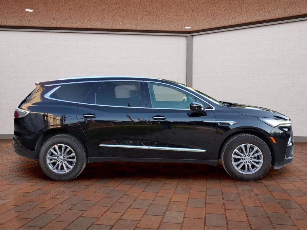 Used 2024 Buick Enclave Premium FWD image 4