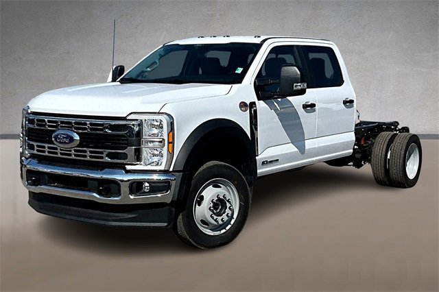 New 2026 Ford F550 4x4 Crew Cab Super Duty w/ XL Chrome Package