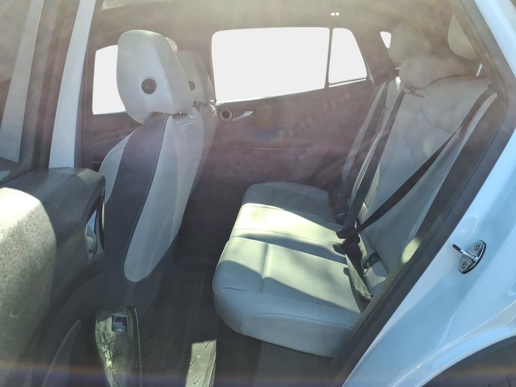 Used 2021 Volkswagen ID.4 Pro S image 17