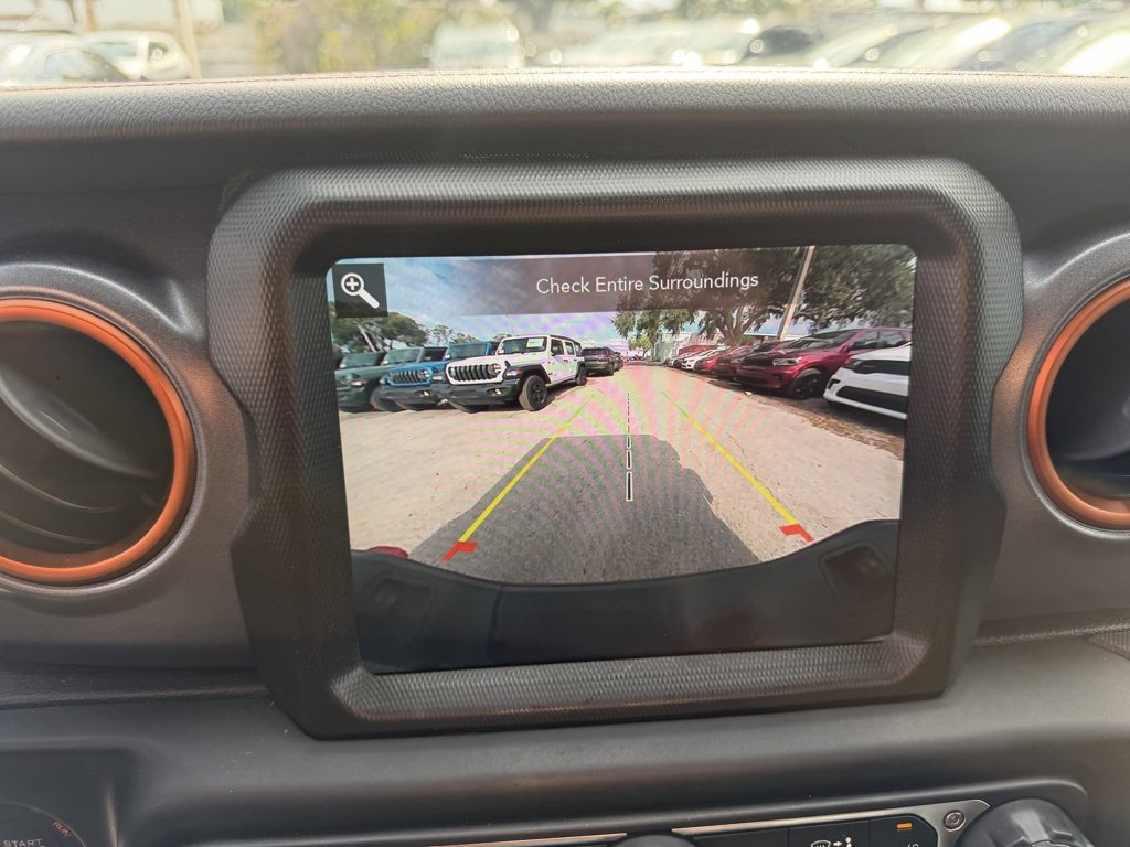 Used 2022 Jeep Gladiator Mojave w/ Trailer Tow Package image 22