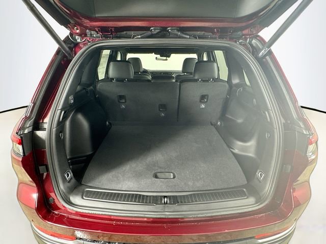 New 2026 Jeep Grand Cherokee Altitude image 28