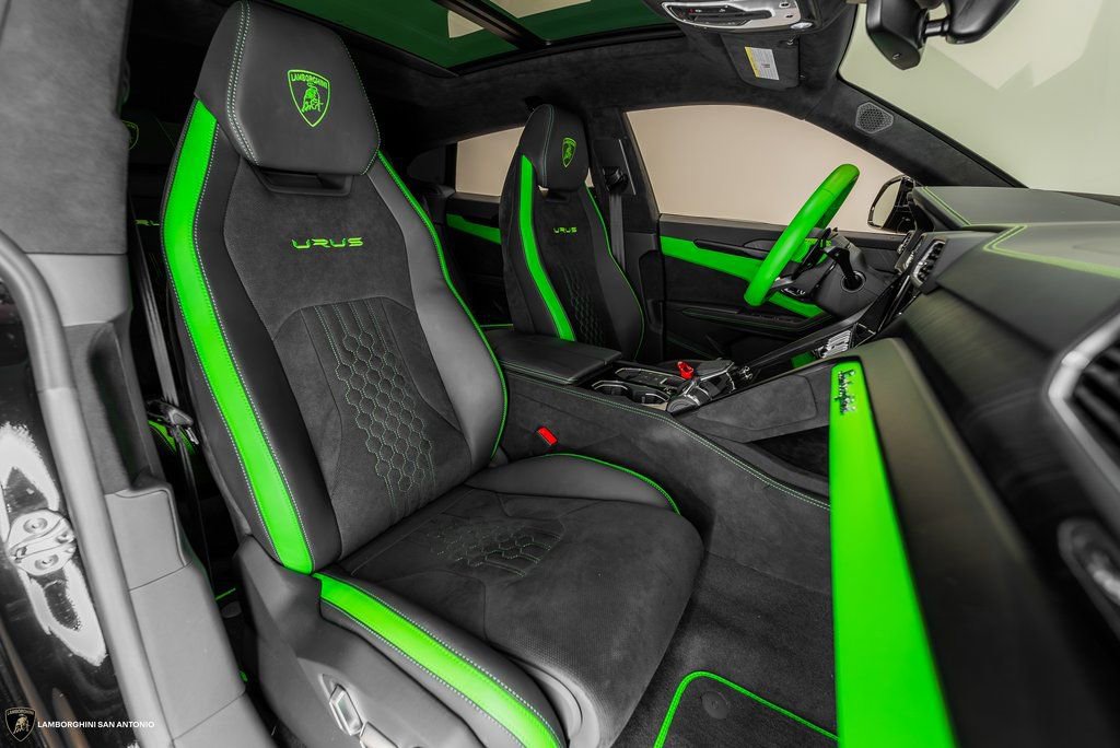 Used 2024 Lamborghini Urus S image 22
