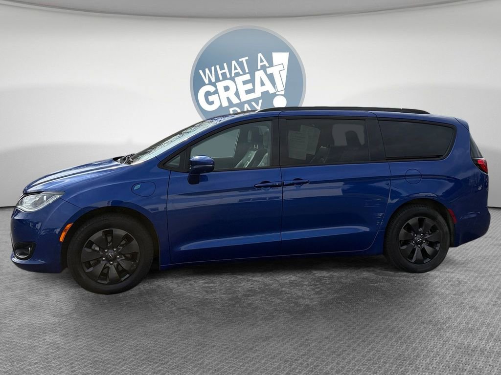 Used 2020 Chrysler Pacifica Limited w/ Advanced Safetytec Group image 7