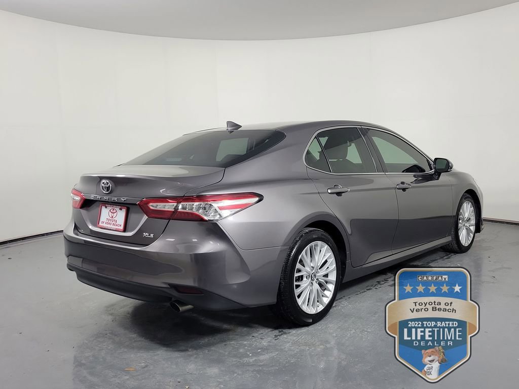 Certified 2019 Toyota Camry XLE FWD image 4