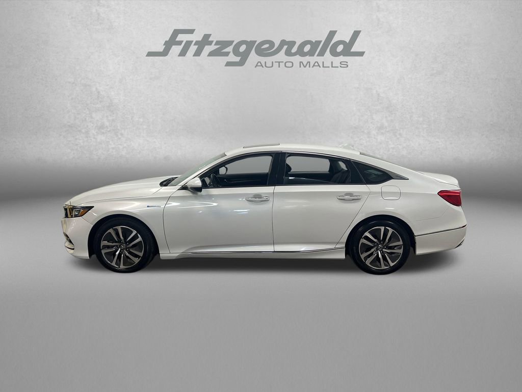 Used 2019 Honda Accord Touring image 2