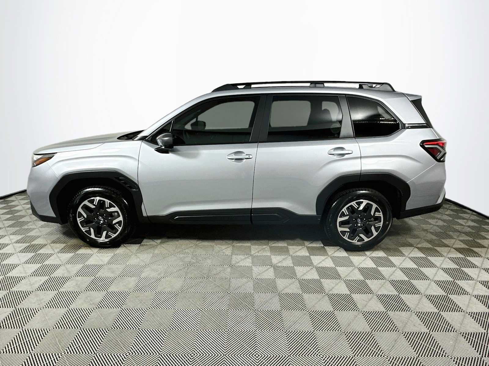 Certified 2026 Subaru Forester Premium AWD/4WD image 4