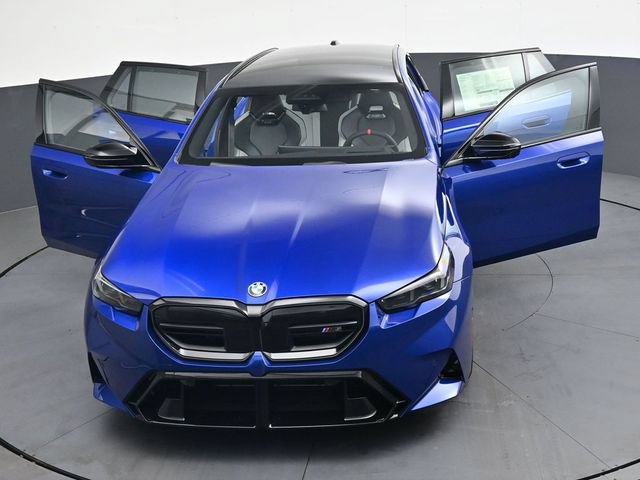 New 2027 BMW M5 Touring AWD/4WD image 40