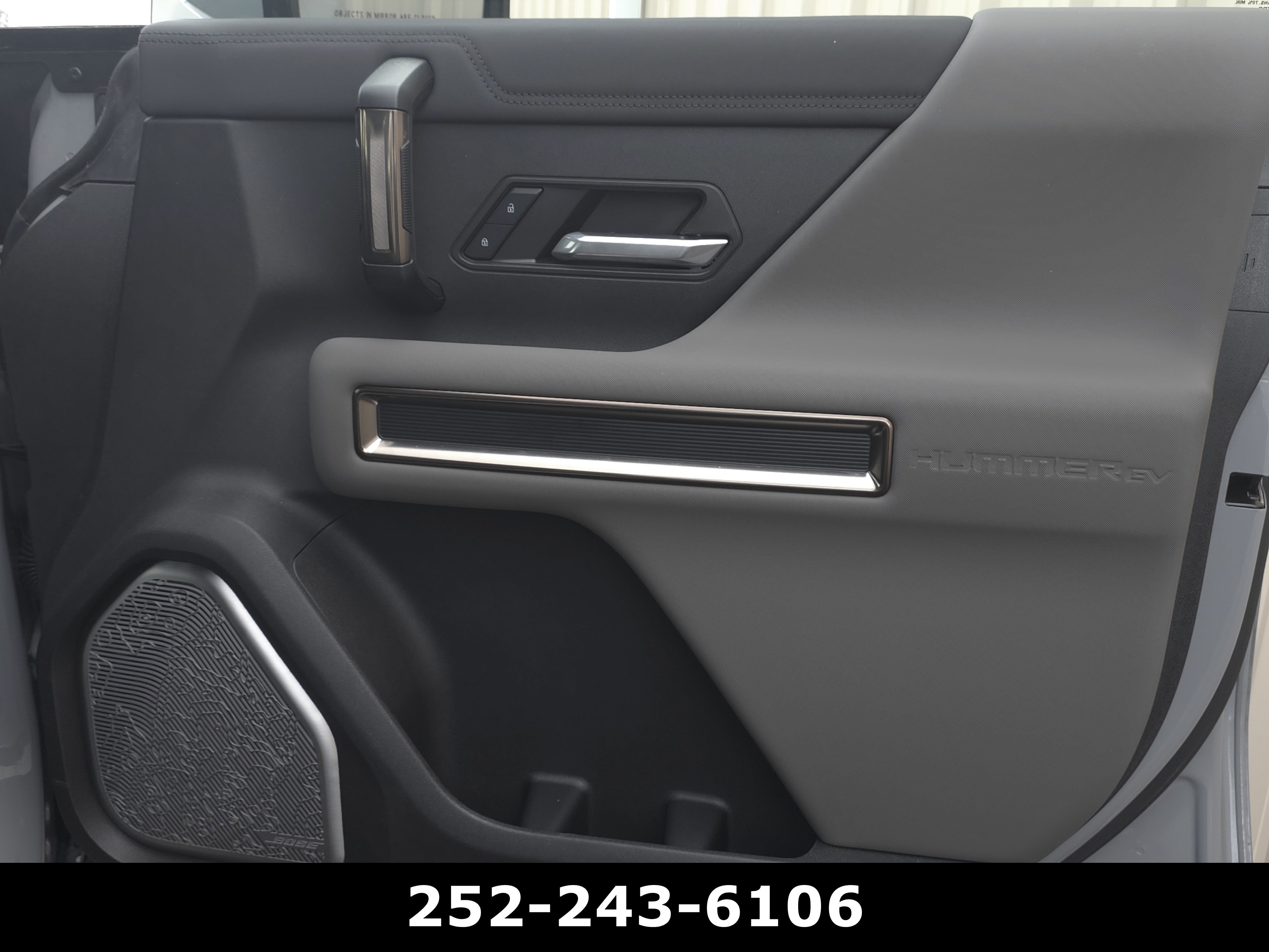 Used 2025 GMC Hummer EV 3X AWD/4WD image 49