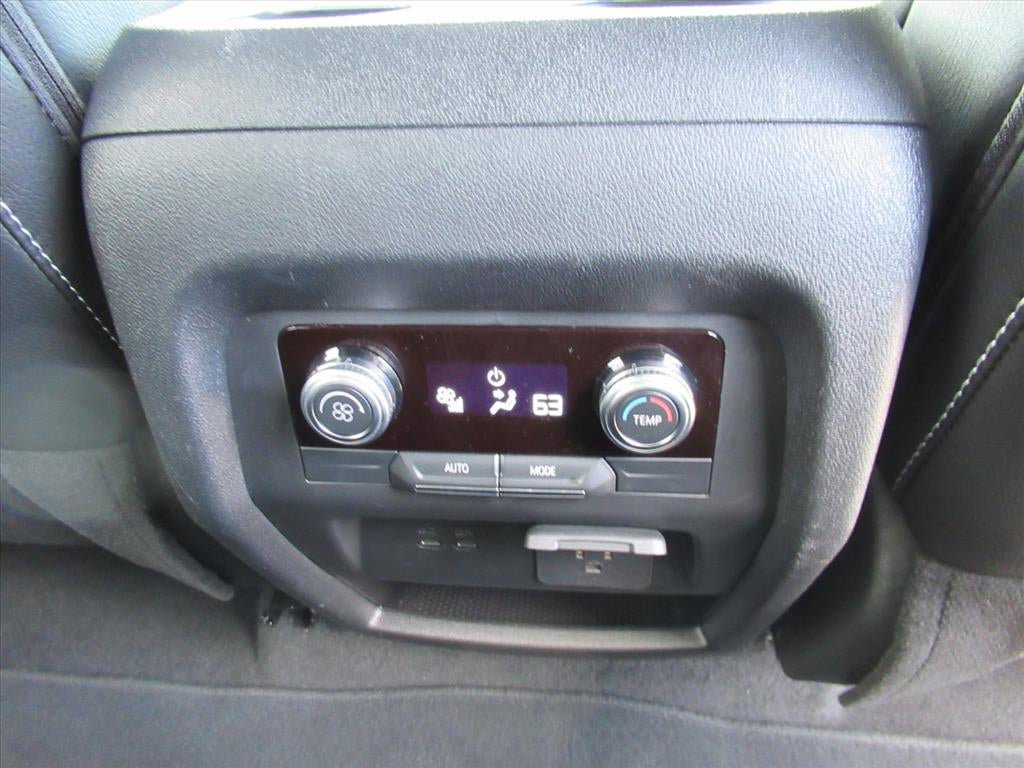 Used 2025 GMC Acadia Elevation FWD image 15