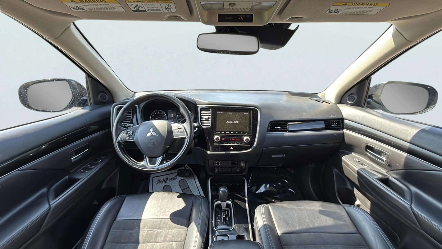 Used 2020 Mitsubishi Outlander SE AWD/4WD image 9