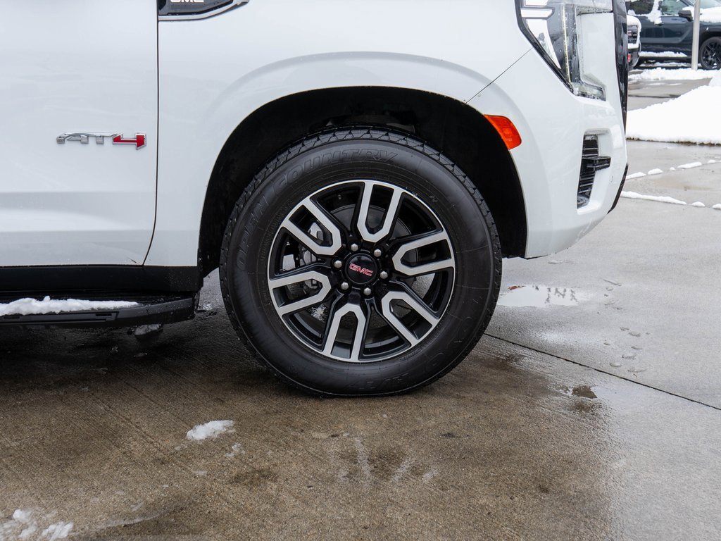 Used 2022 GMC Yukon AT4 w/ Technology Package image 41