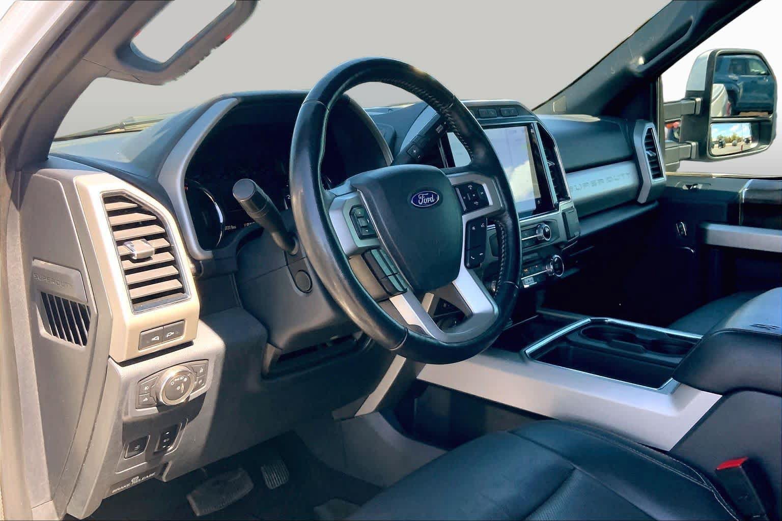 Used 2022 Ford F250 Lariat w/ Tremor Off-Road Package AWD/4WD image 18