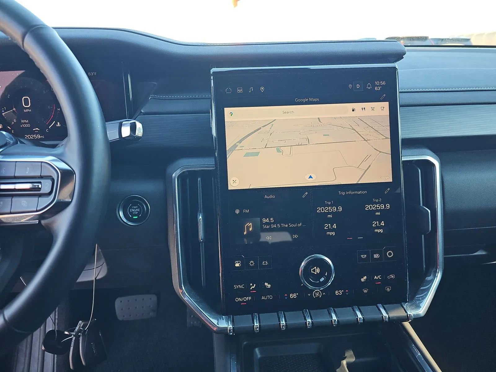 Used 2025 GMC Acadia Elevation image 10