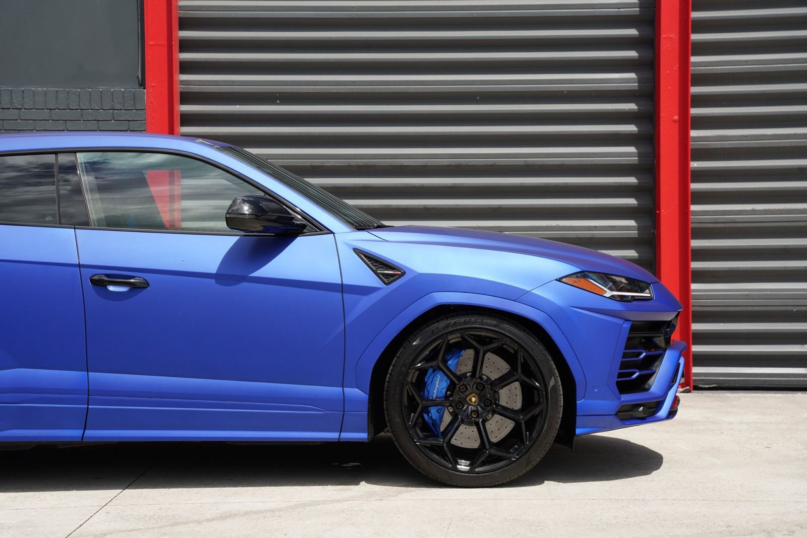Used 2020 Lamborghini Urus image 14