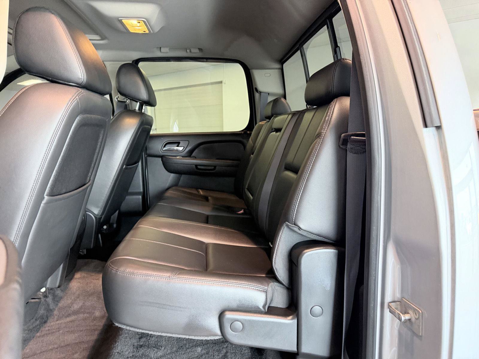 Used 2014 Chevrolet Silverado 2500 LTZ w/ LTZ Plus Package AWD/4WD image 22