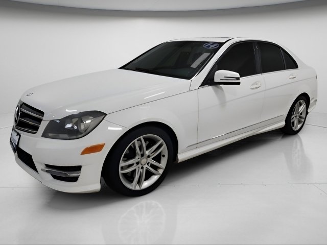 Used 2014 Mercedes-Benz C 300 4MATIC Sedan image 9