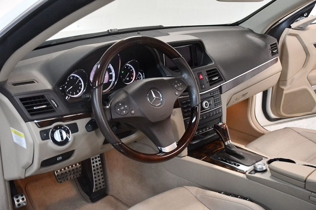 Used 2011 Mercedes-Benz E 550 Cabriolet image 31