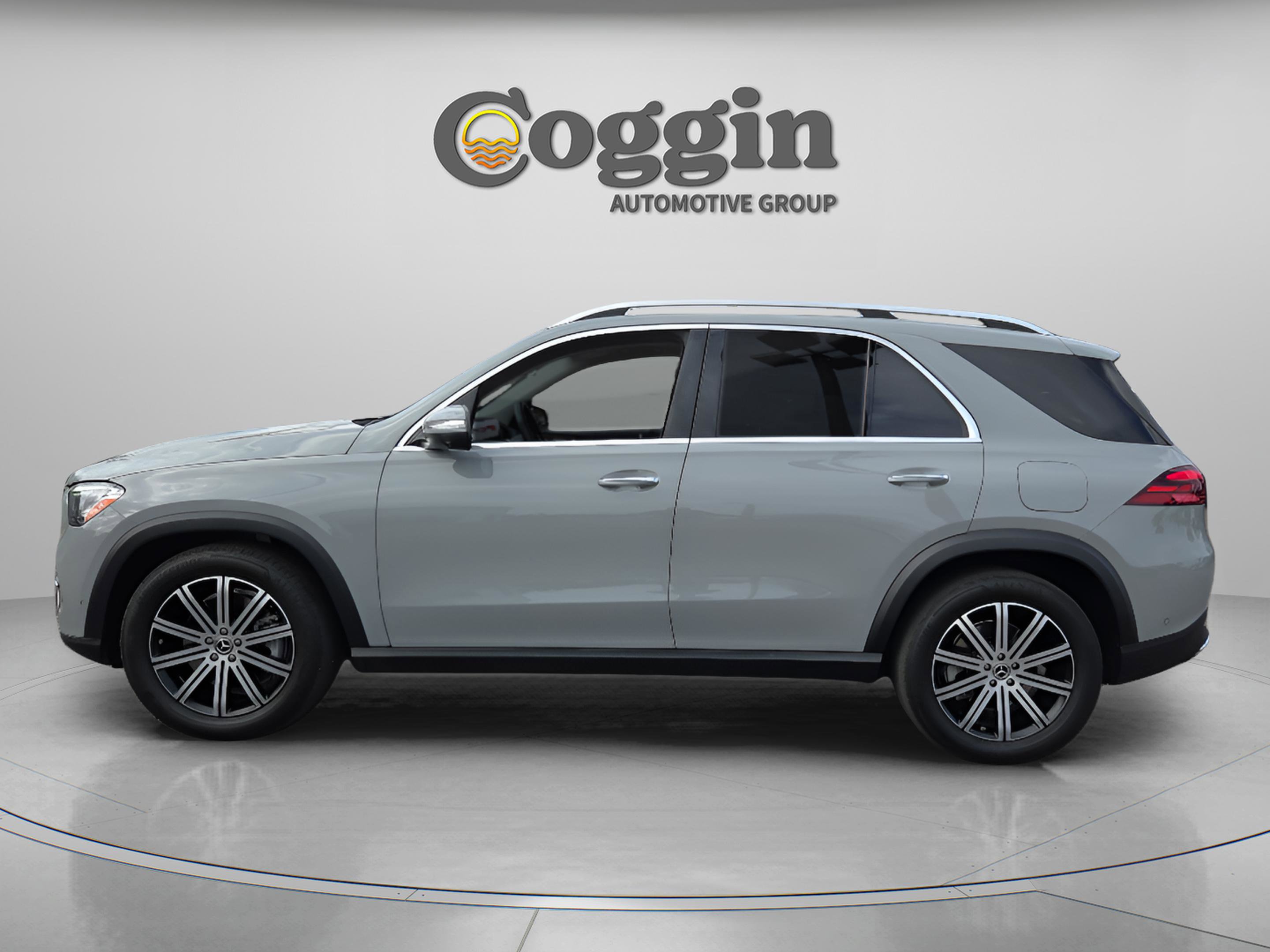 Used 2025 Mercedes-Benz GLE 450e 4MATIC w/ Winter Package image 3