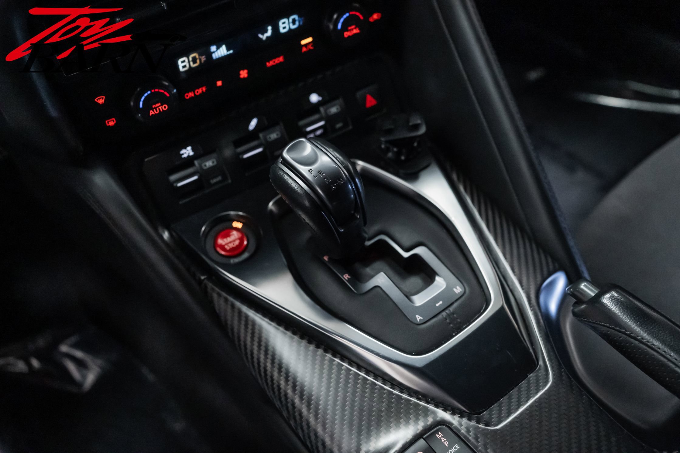 Used 2018 Nissan GT-R Premium image 43