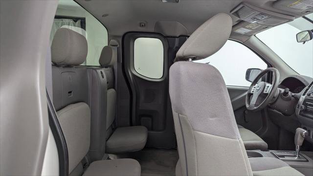 Used 2018 Nissan Frontier S image 17
