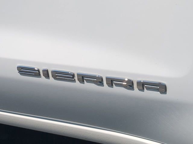 Used 2023 GMC Sierra 1500 SLE w/ X31 Off-Road Package image 13